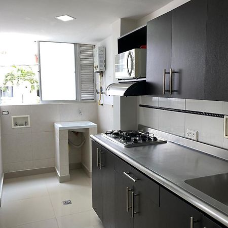 Apartaestudios Laureles Медельин Экстерьер фото