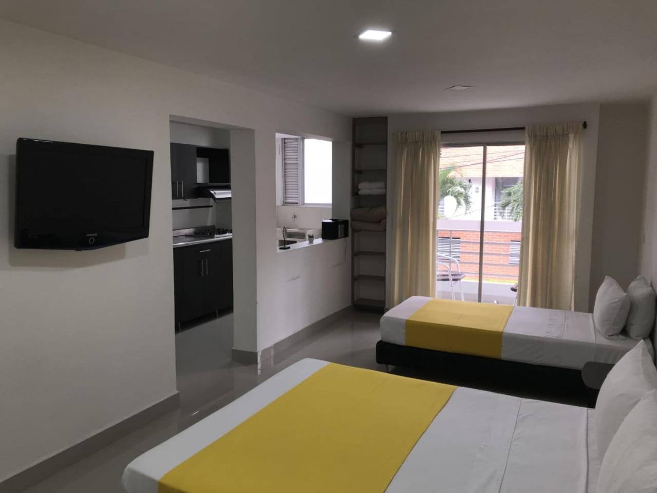 Apartaestudios Laureles Медельин Экстерьер фото