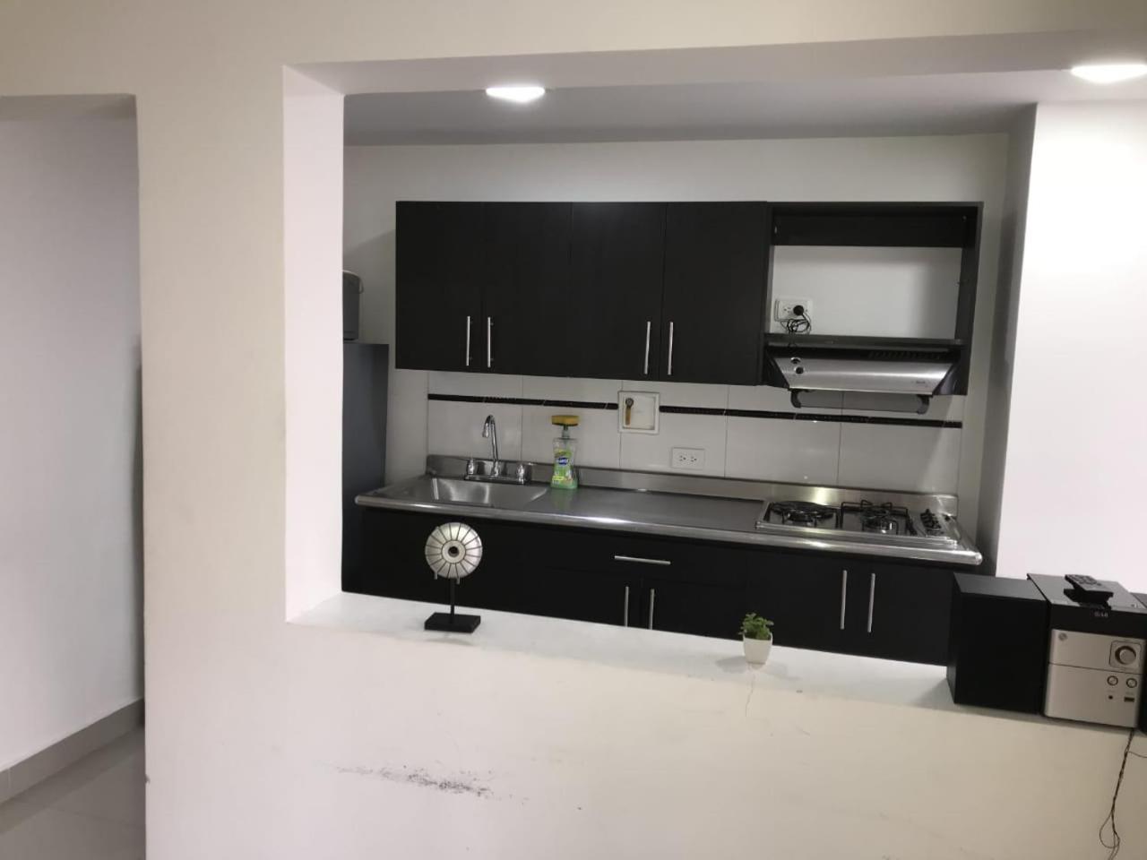 Apartaestudios Laureles Медельин Экстерьер фото