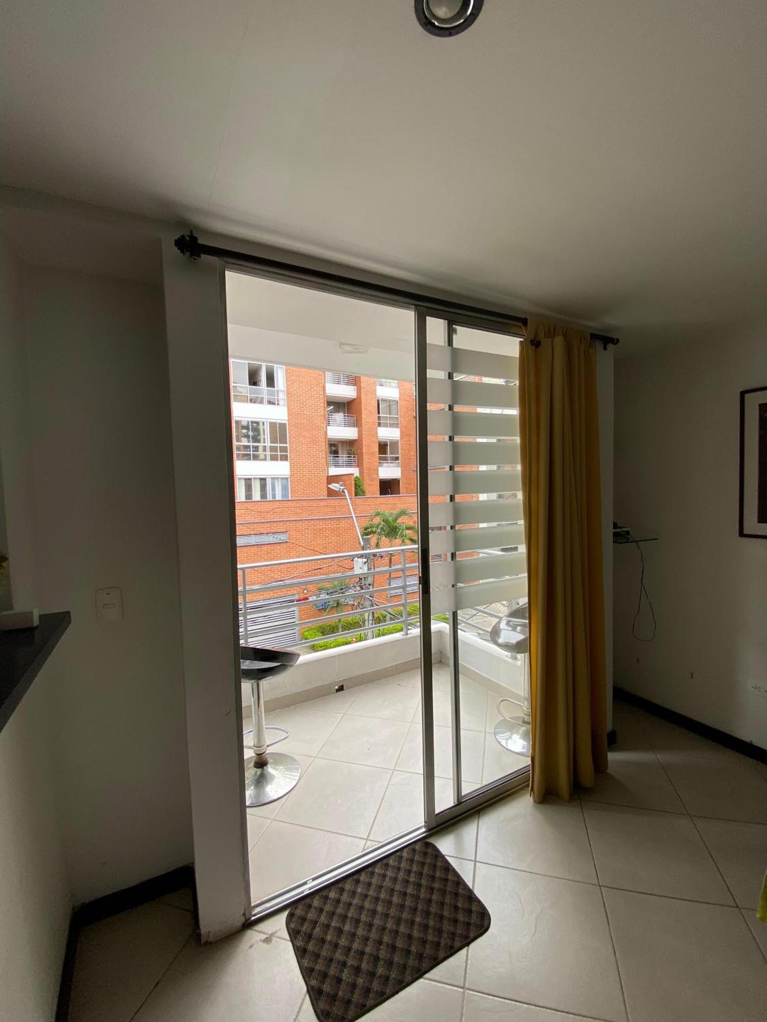 Apartaestudios Laureles Медельин Экстерьер фото