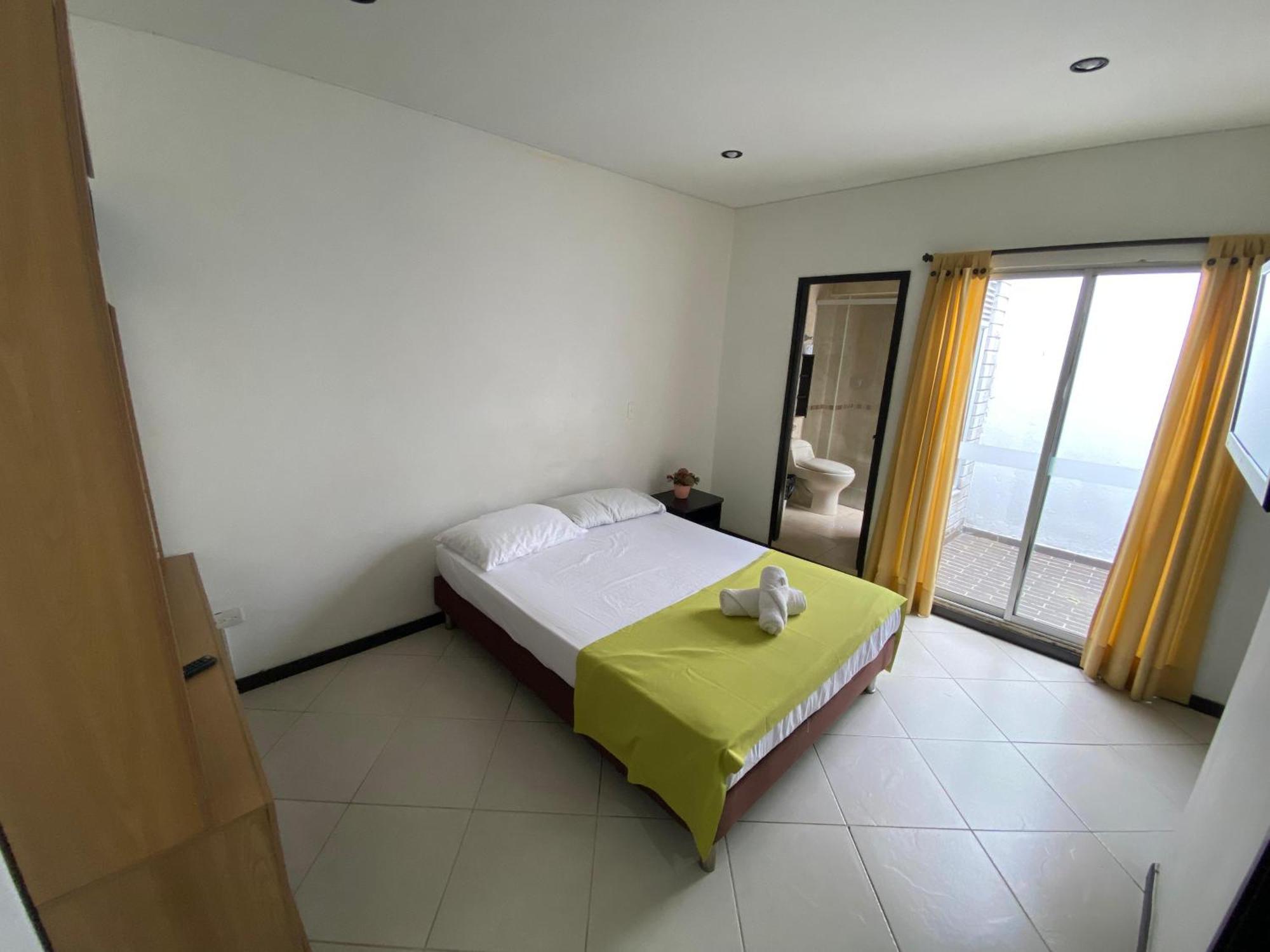 Apartaestudios Laureles Медельин Экстерьер фото