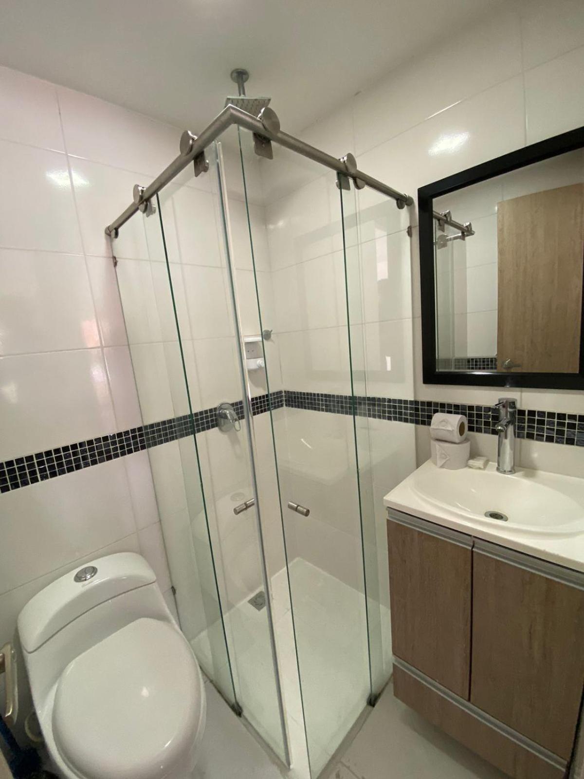 Apartaestudios Laureles Медельин Экстерьер фото